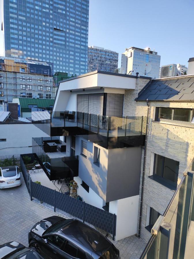 Luxurioeses Penthouse Mit Blick Auf Die Uno-City Und Dem Kaiserwasser. 3Schlafzimmer, 2 Baeder, Privat Lift Ins Apartment Βιέννη Εξωτερικό φωτογραφία